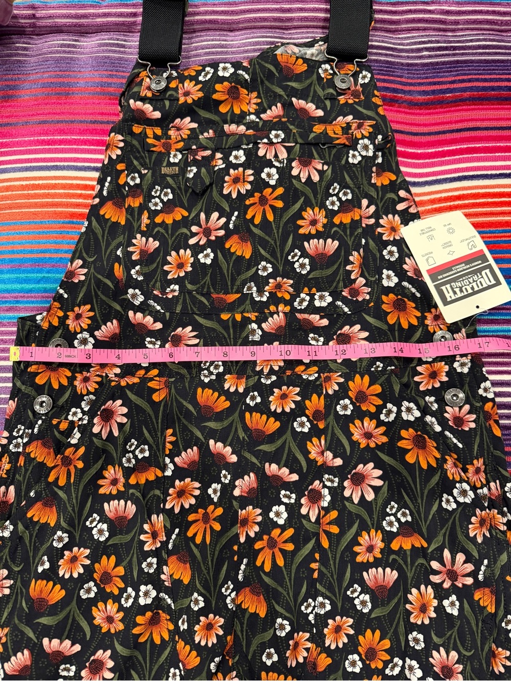 NWT Duluth Women's Heirloom Gardening Bib Overalls in Black Coneflower Small 29” - Picture 15 of 16